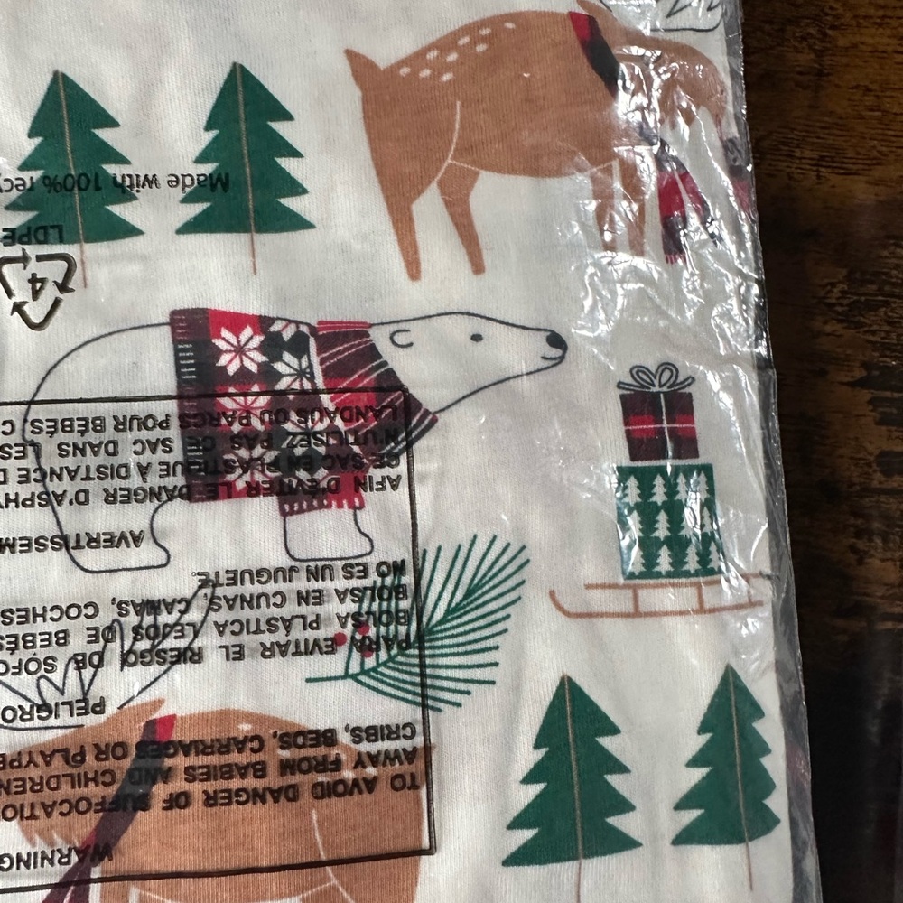 3 sets of PJ Place Adult Matching Family Christmas  Pajama Set 2 L, 1 Sm NWT - Picture 3 of 6
